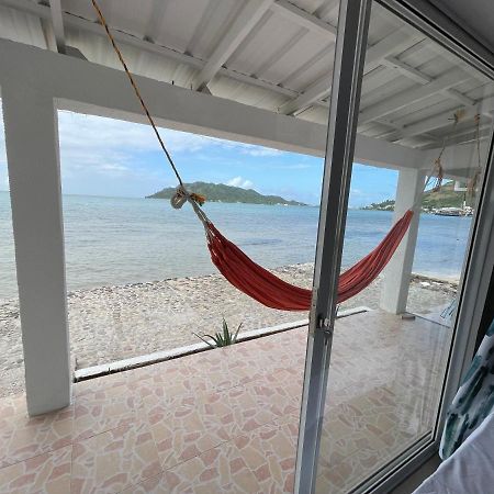 Posada Old Town Bay Providencia  المظهر الخارجي الصورة