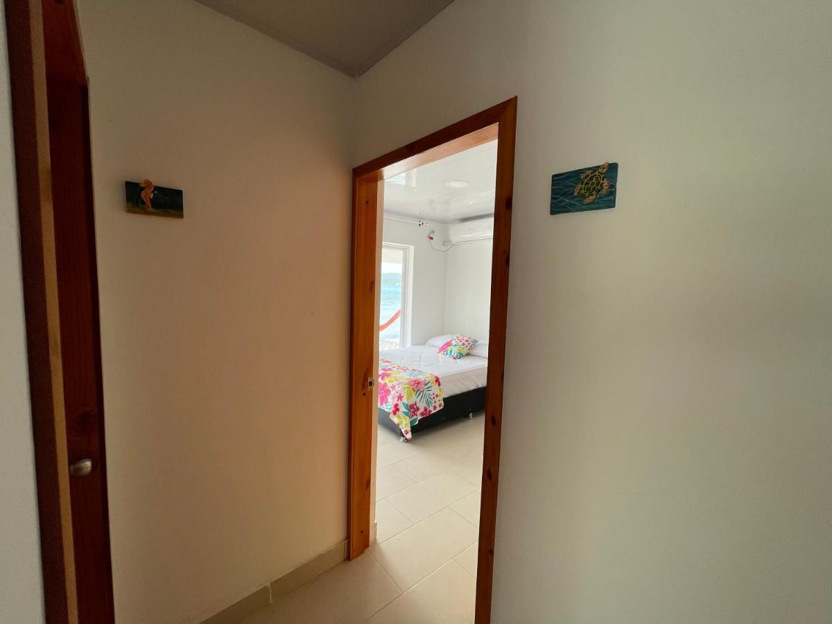 Posada Old Town Bay Providencia  المظهر الخارجي الصورة