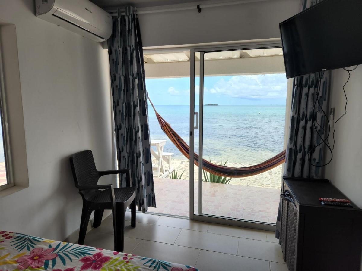 Posada Old Town Bay Providencia  المظهر الخارجي الصورة
