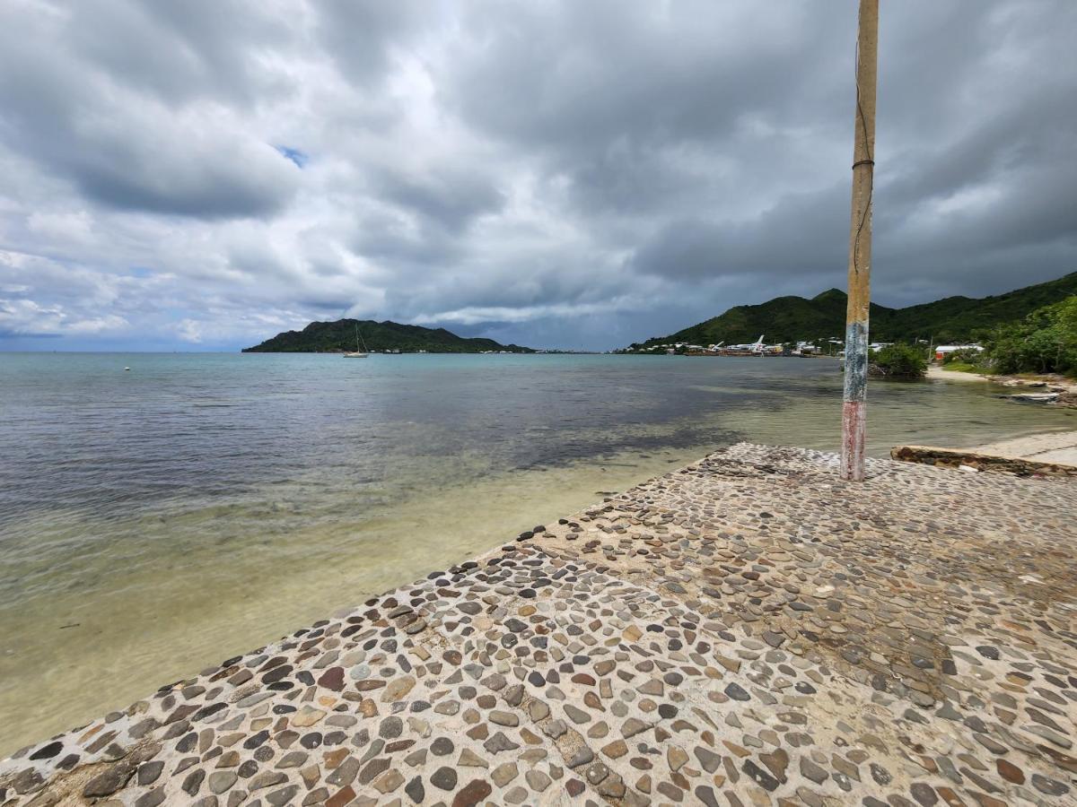 Posada Old Town Bay Providencia  المظهر الخارجي الصورة