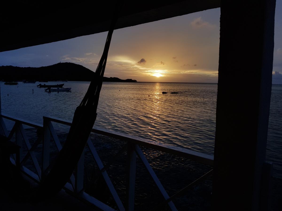 Posada Old Town Bay Providencia  المظهر الخارجي الصورة